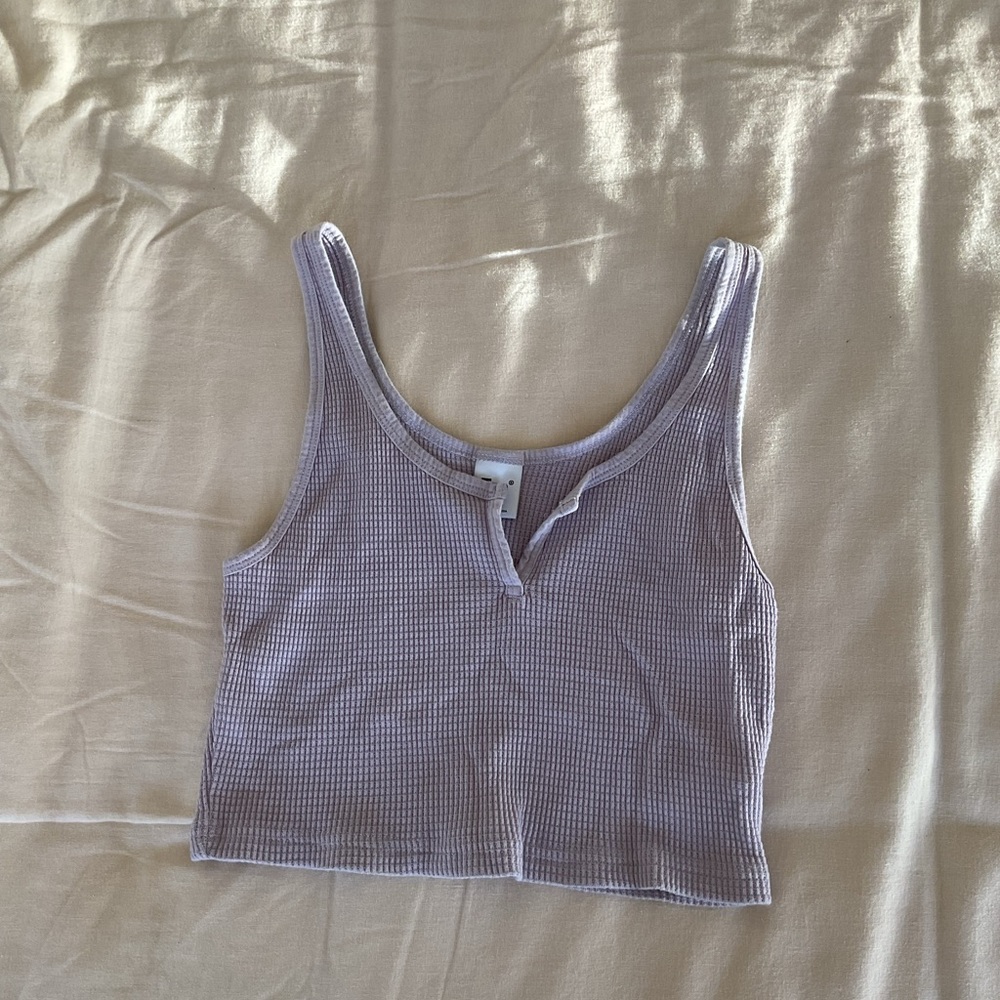 Lilac aritzia tank top